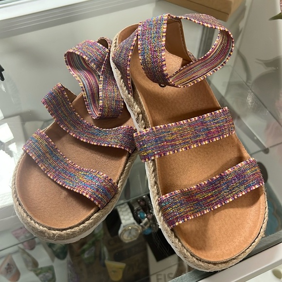 Leather Sandals - Picture 2 of 5